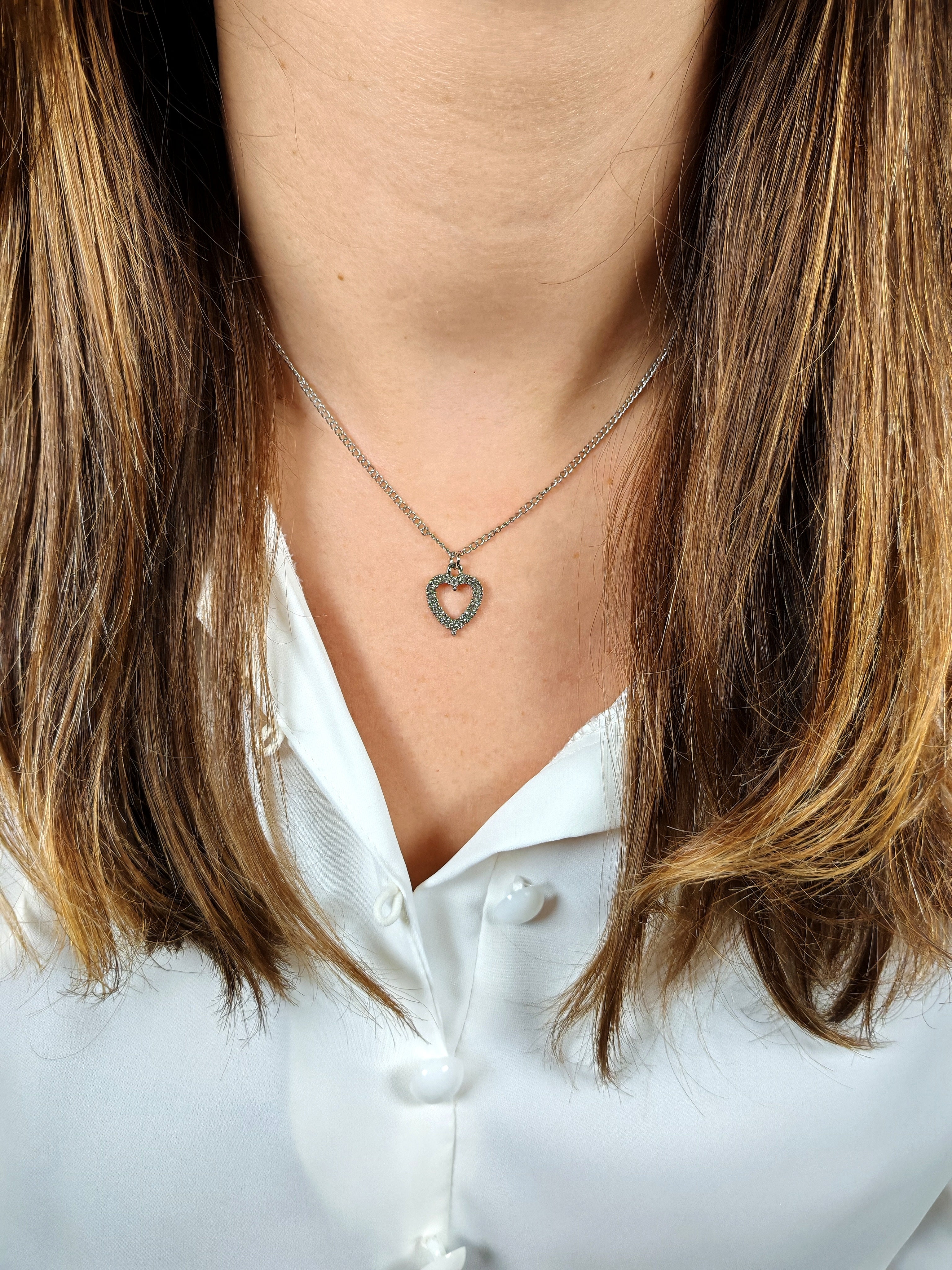 Collana con Ciondolo a Cuore Luminoso e Zirconi