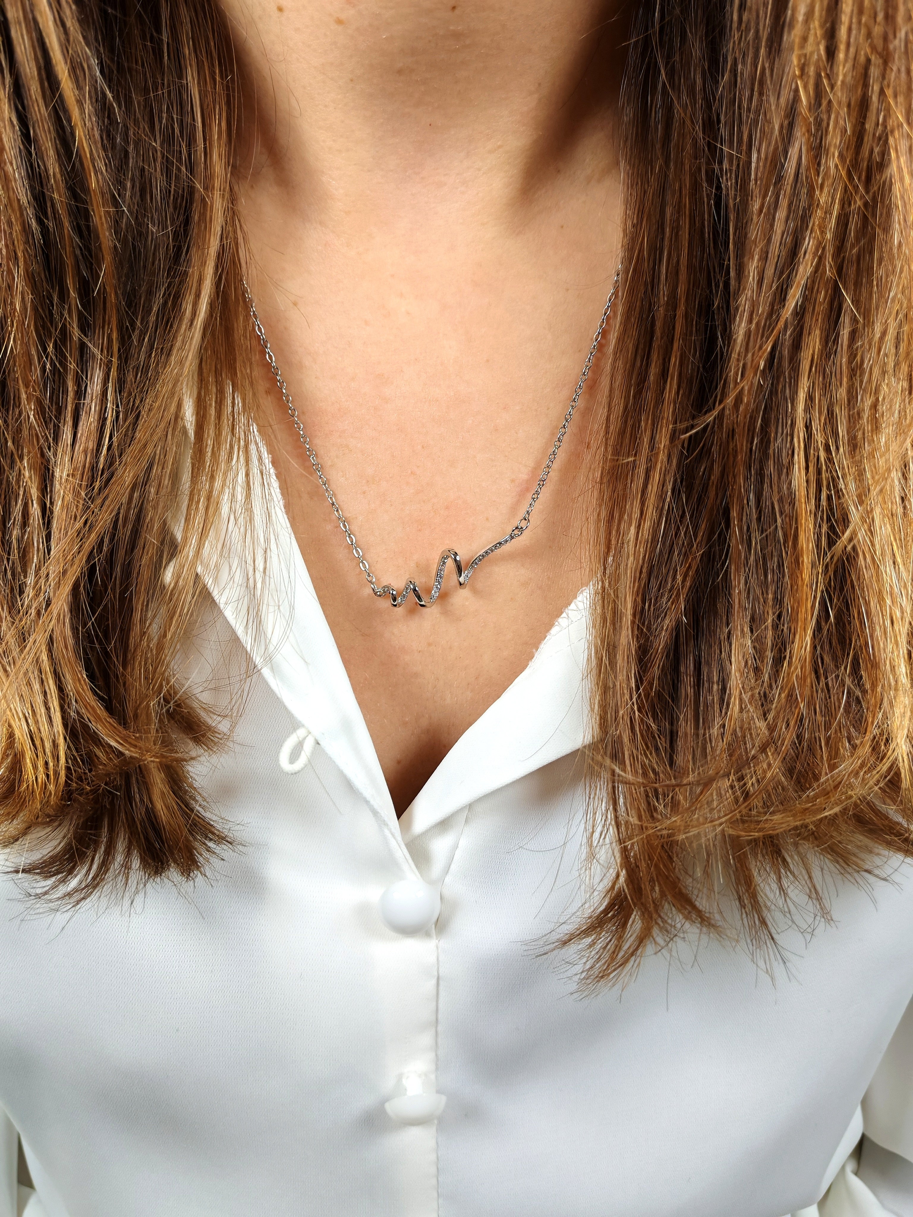 Collana Onda di Luce con Zirconi Brillanti