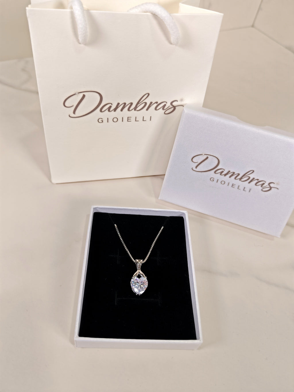 Collana Luce del Cuore con Pendente Zircone Brillante