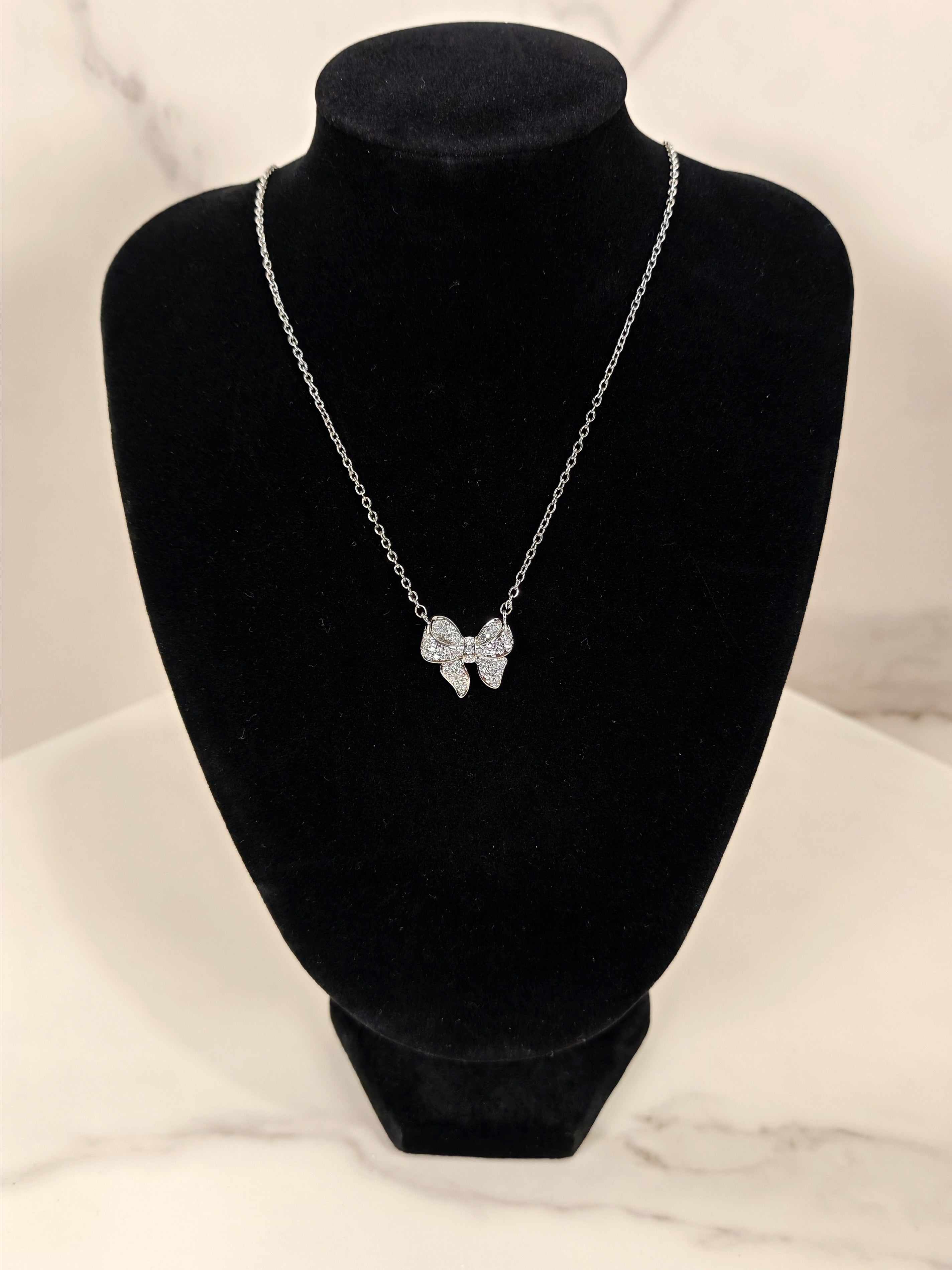 Collana Silver con Ciondolo Fiocco di Luce e Pavé di Zirconi