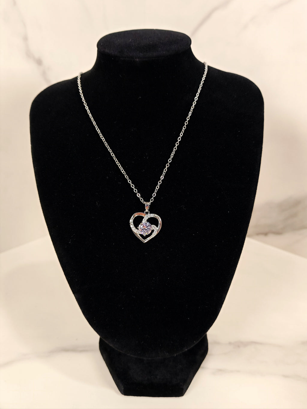 Collana Cuore Radioso con Punto Luce e Zirconi