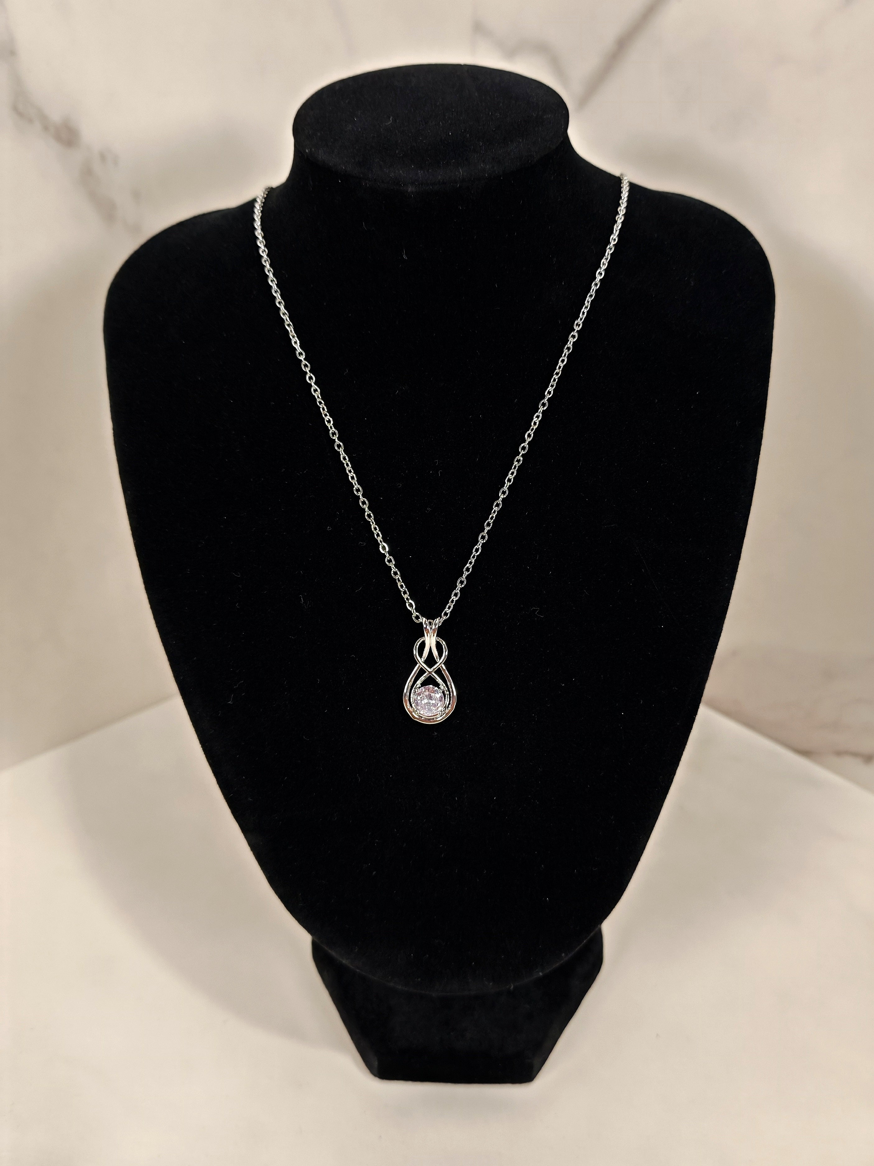 Collana Goccia Intreccio di Luce