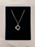 Collana Incrocio di Luce in Metallo Argentato e Zirconi Brillanti