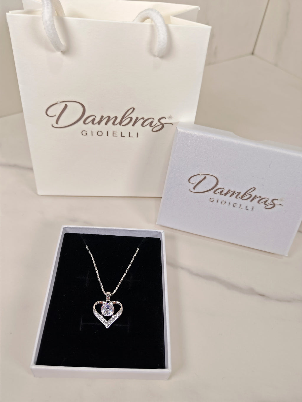 Collana Cuore Luminoso con Zircone Centrale