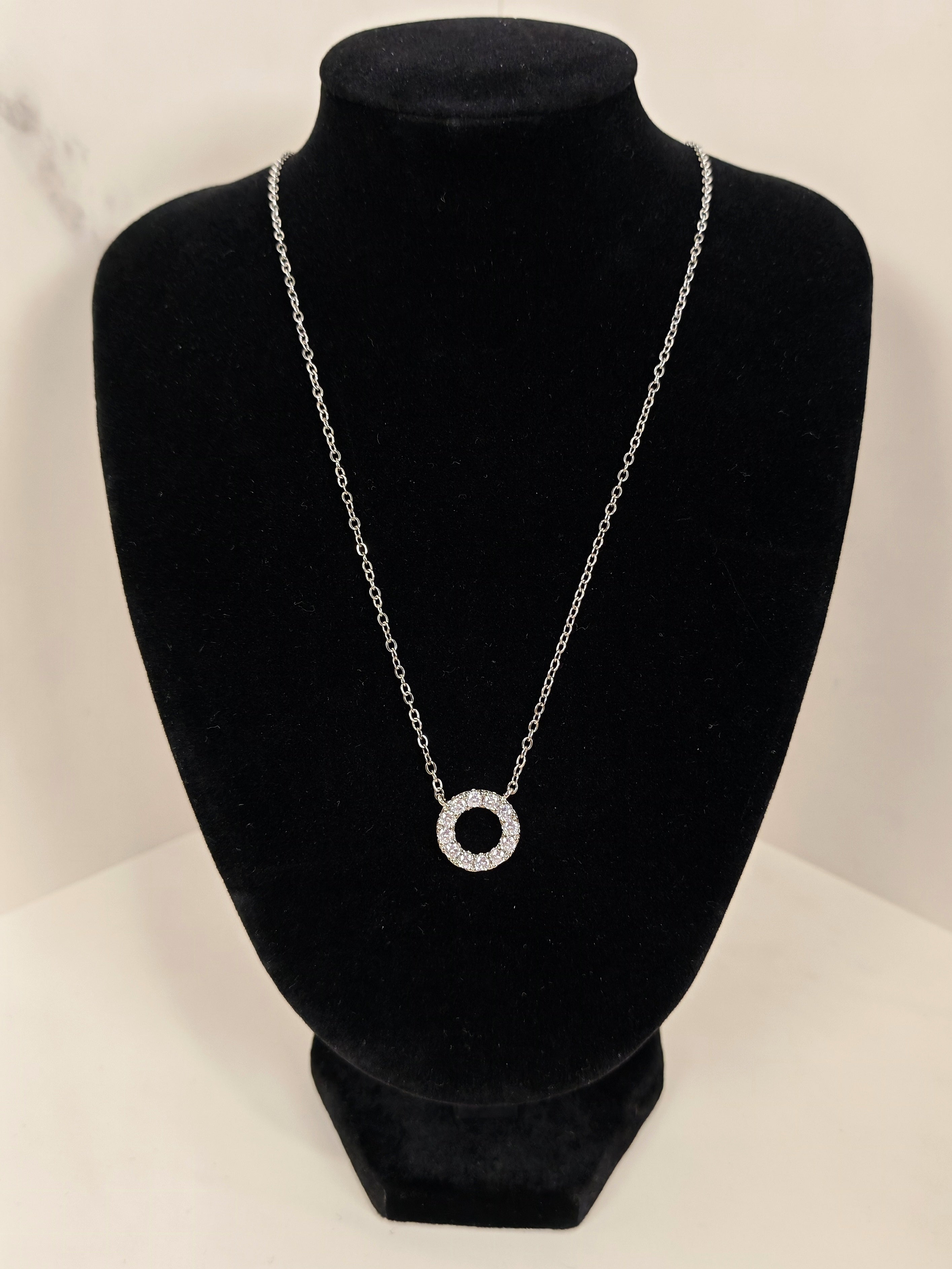 Collana Cerchio Luminoso con Zirconi - Collezione Dambras