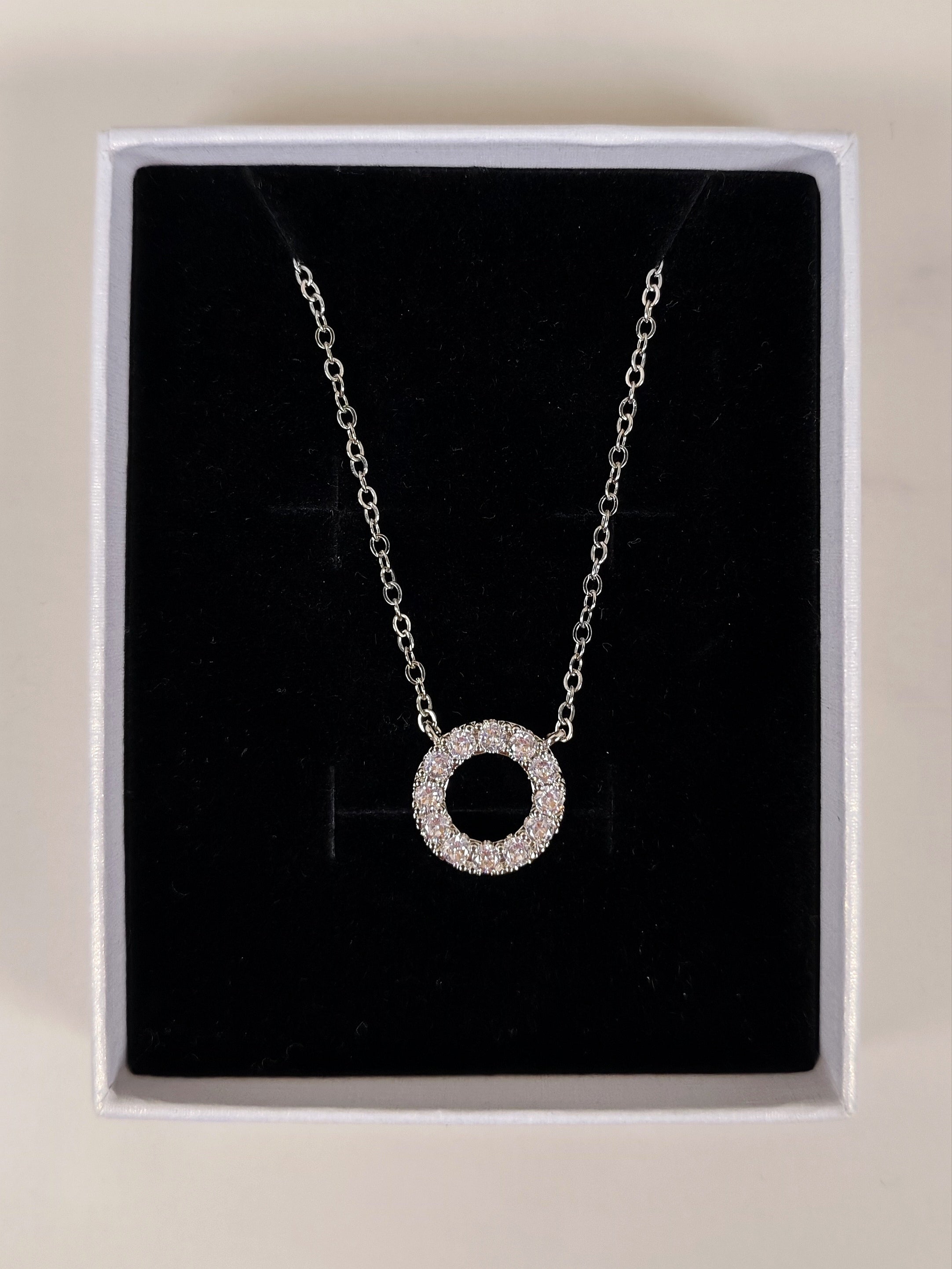 Collana Cerchio Luminoso con Zirconi - Collezione Dambras