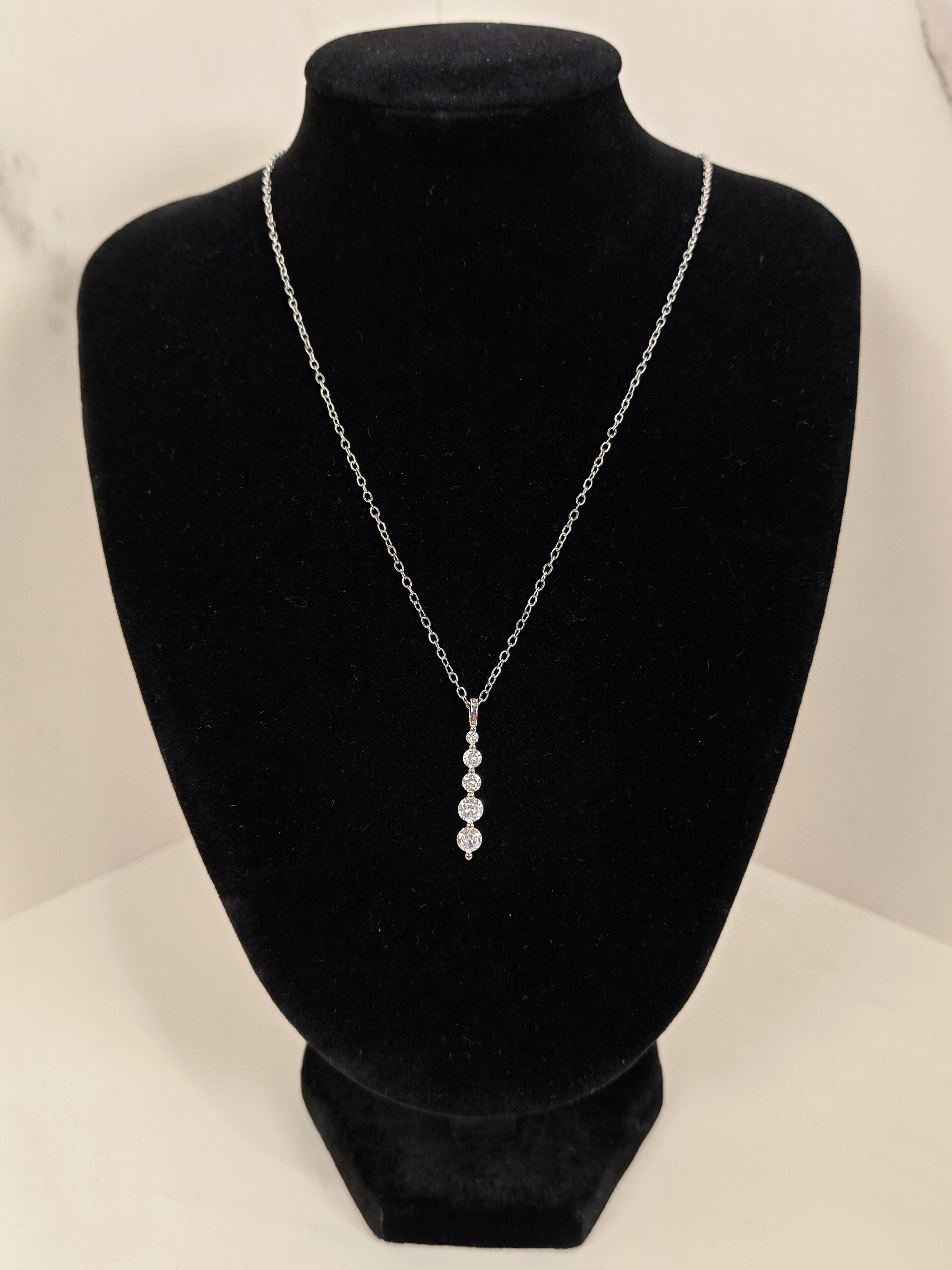 Collana  Filo di Zirconi Luminosi Dambras Gioielli
