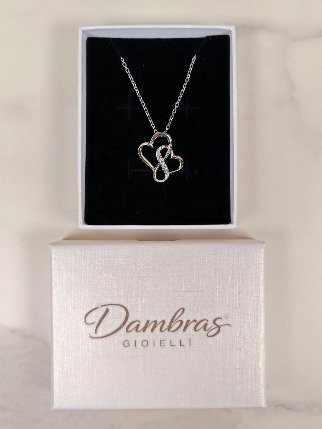 Collana con Ciondolo a Cuori Intrecciati - Luce e Amore