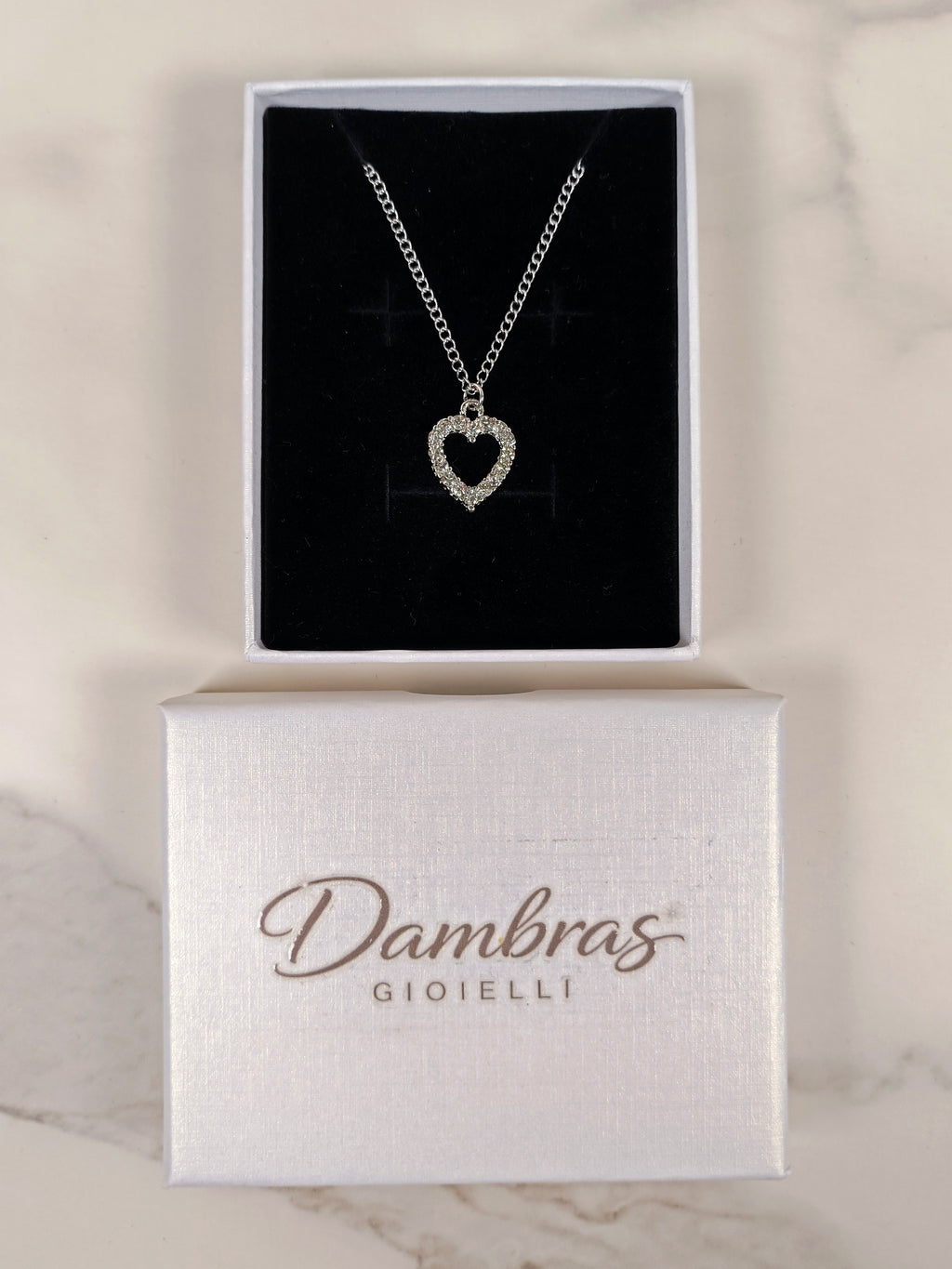 Collana con Ciondolo a Cuore Luminoso e Zirconi