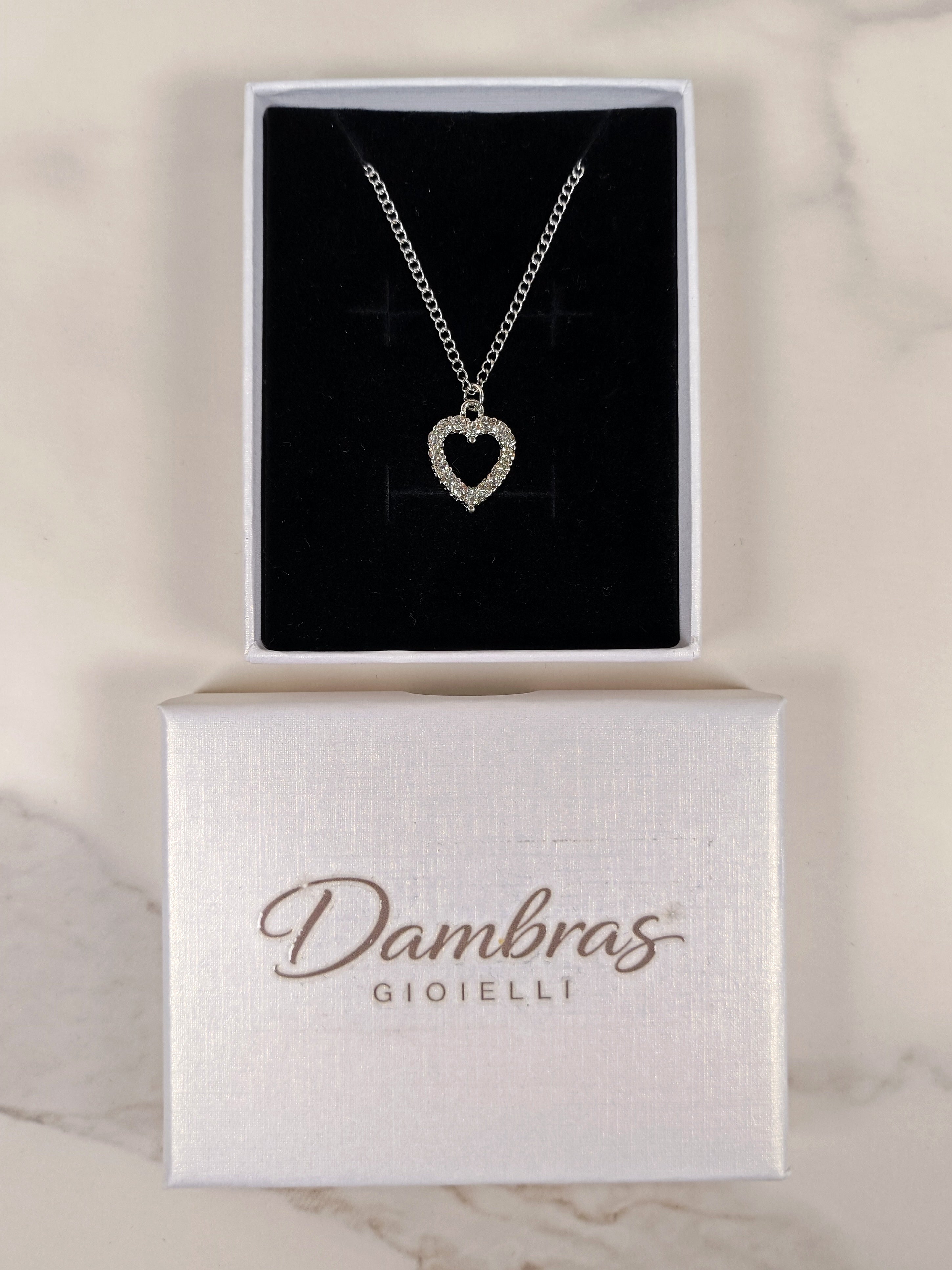 Collana con Ciondolo a Cuore Luminoso e Zirconi