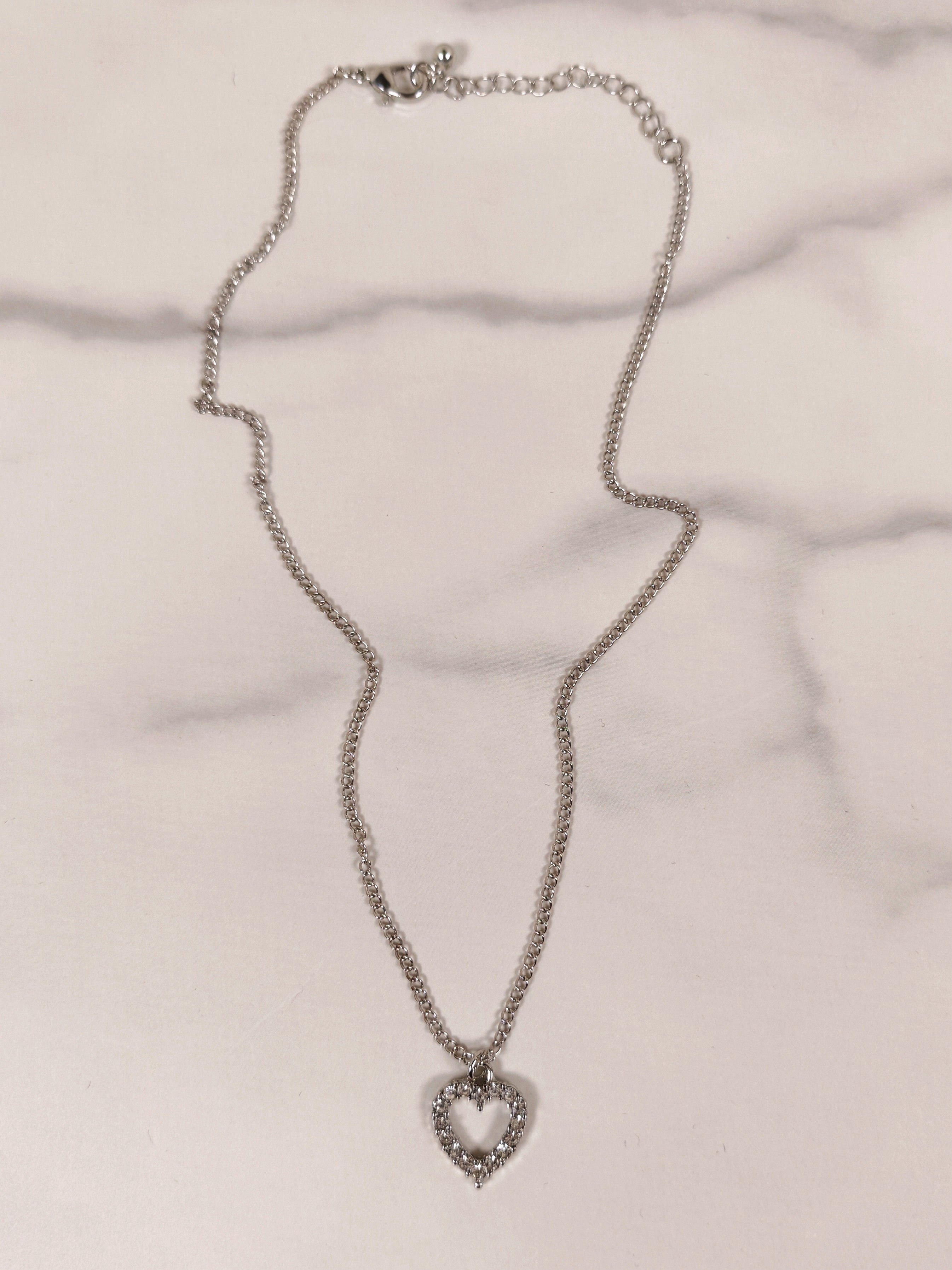 Collana con Ciondolo a Cuore Luminoso e Zirconi